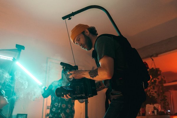 Essential Tips for UK Film Production Companies to Achieve Health and Safety Compliance on Set